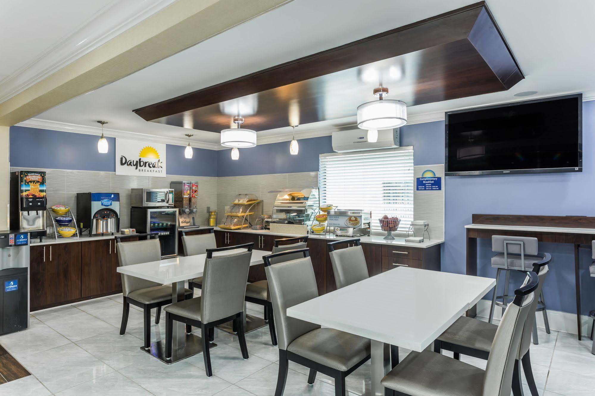 Days Inn By Wyndham Goose Creek North Charleston Zewnętrze zdjęcie